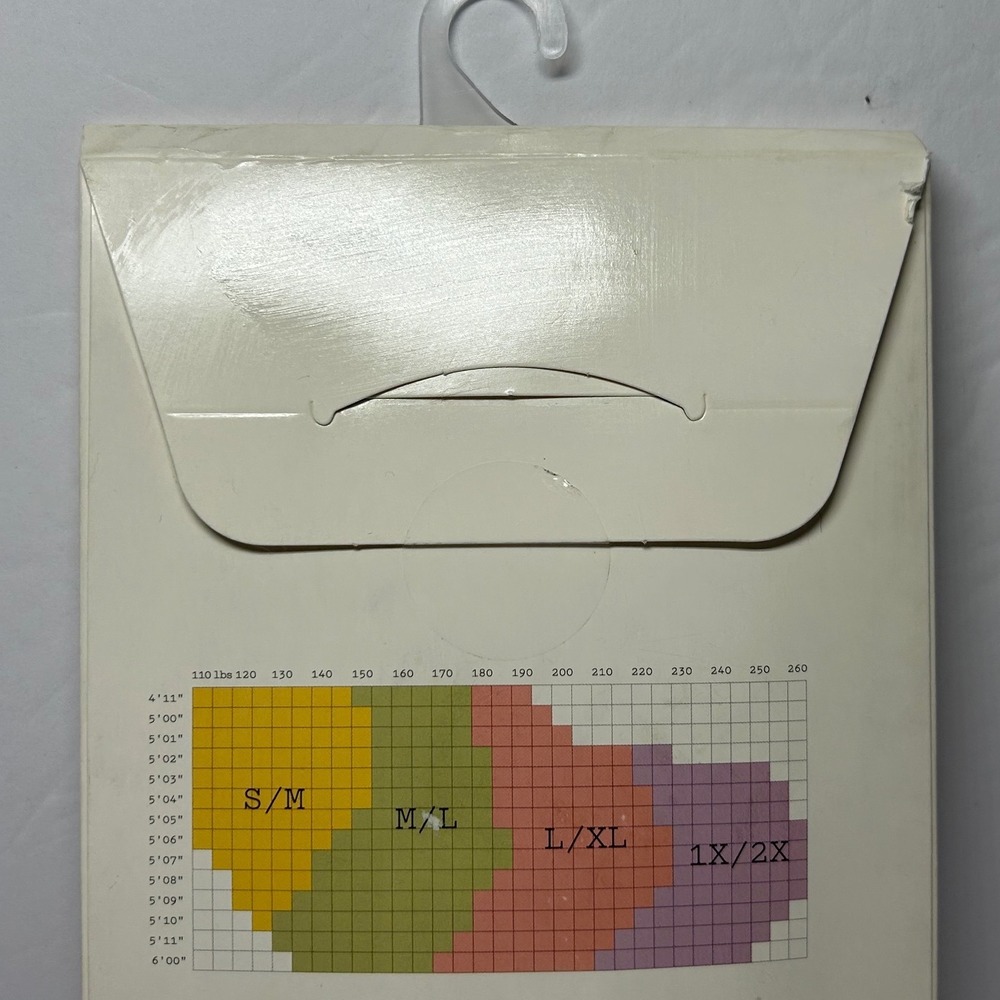 A New‎ Day Fashion Tights Black Fishnet Pattern Size M/L Brand New - Picture 7 of 9